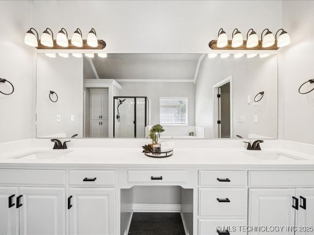 408 W Fairway Court, Broken Arrow, OK 74011