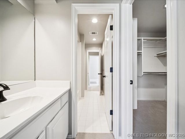 408 W Fairway Court, Broken Arrow, OK 74011