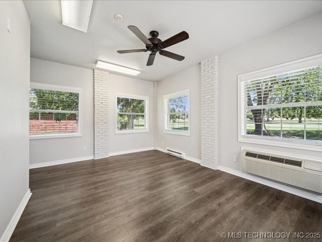 408 W Fairway Court, Broken Arrow, OK 74011