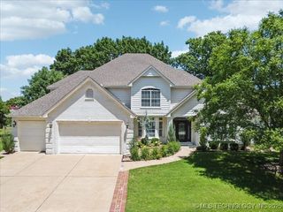 408 W Fairway Court, Broken Arrow, OK 74011