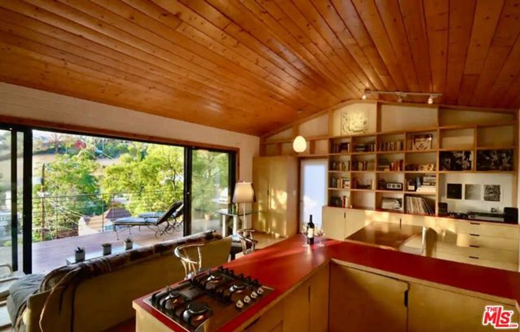 1926 Whitmore Avenue, Los Angeles, CA 90039