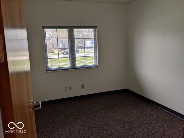 140 E 53rd Street, Anderson, IN 46013