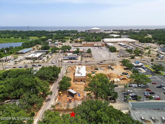 317 Nelson Road, Biloxi, MS 39531