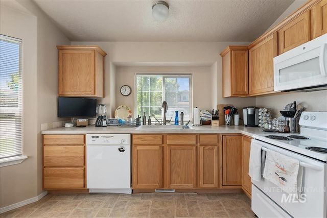 11740 Edgemoor St, Caldwell, ID 83605
