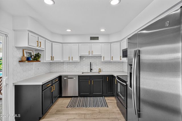 1135 E BELL DE MAR Drive, Tempe, AZ 85283