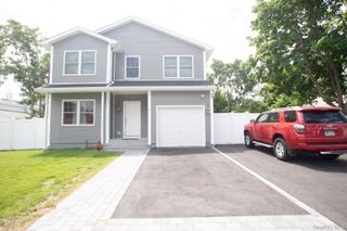 9 Okane Street, Central Islip, NY 11722