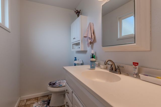 245 Highway 234, Eagle Point, OR 97524