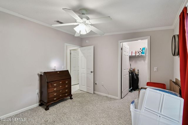 135 LAKE COMO Drive, Pomona Park, FL 32181