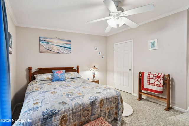 135 LAKE COMO Drive, Pomona Park, FL 32181