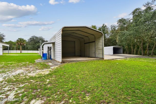 135 LAKE COMO Drive, Pomona Park, FL 32181