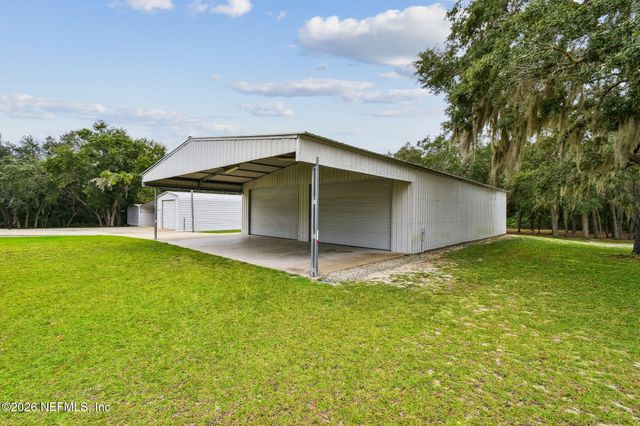 135 LAKE COMO Drive, Pomona Park, FL 32181