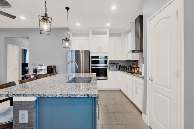 3005 CRISPIN CIRCLE, Harmony, FL 34773