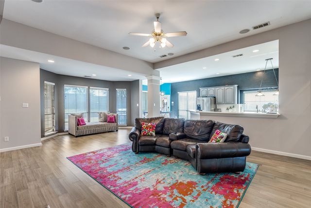 610 Creek View Drive, Prosper, TX 75078