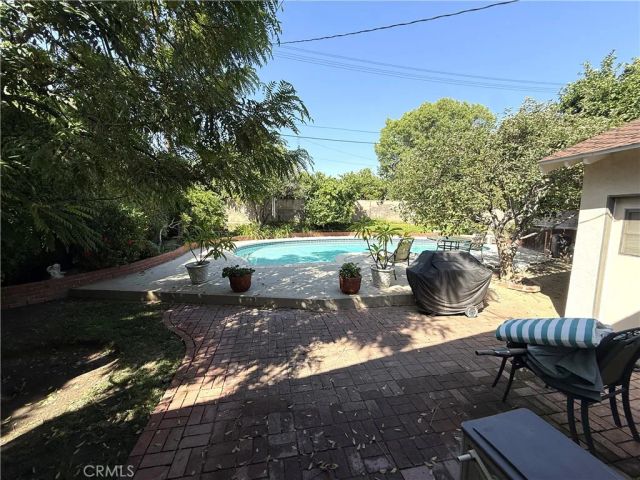 18609 Knapp, Northridge, CA 91324