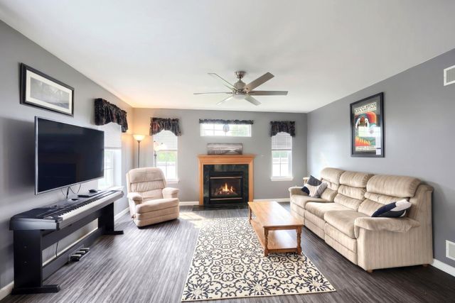 120 DERBY DR, Hanover, PA 17331