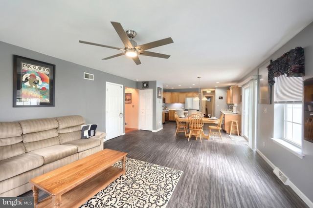 120 DERBY DR, Hanover, PA 17331