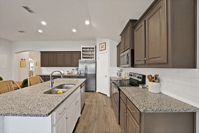 10817 Live Oak Creek Drive, Fort Worth, TX 76108