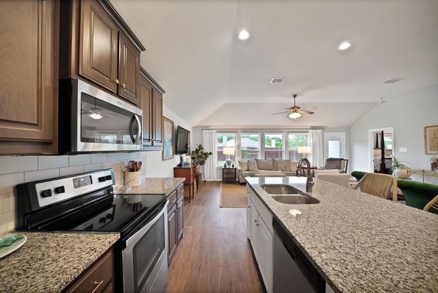 10817 Live Oak Creek Drive, Fort Worth, TX 76108