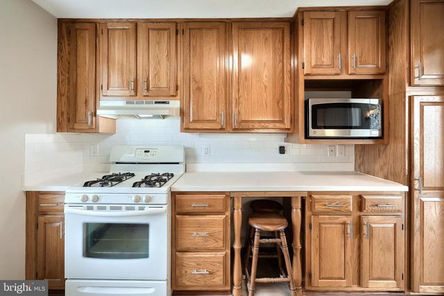 806 PACIFIC AVE, York, PA 17404