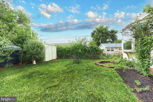 806 PACIFIC AVE, York, PA 17404