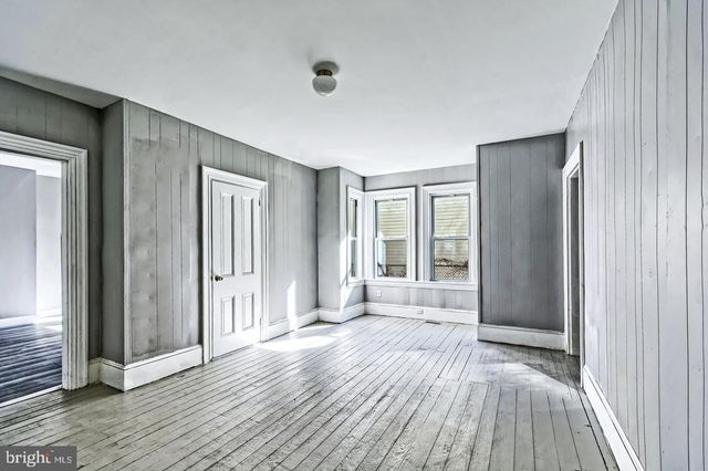 78 WALNUT ST, Salem, NJ 08079