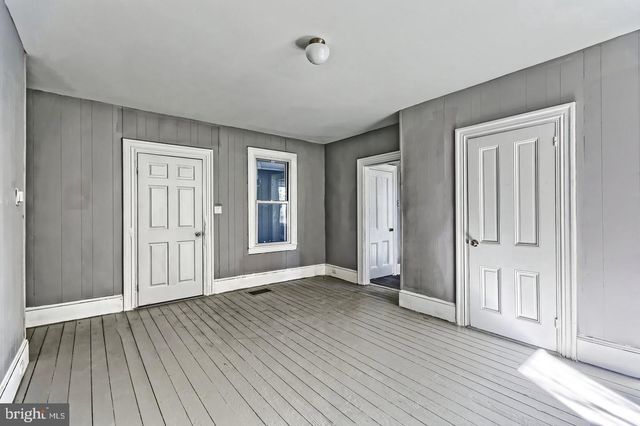 78 WALNUT ST, Salem, NJ 08079