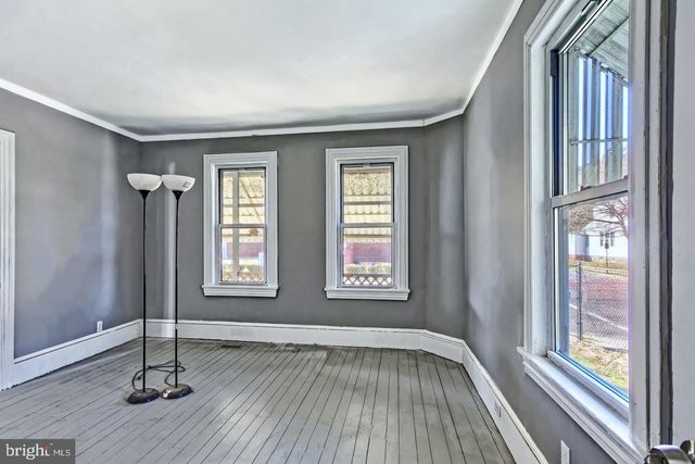 78 WALNUT ST, Salem, NJ 08079