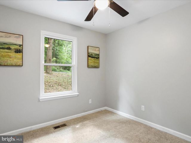 462 WILD ROSE LN, Harpers Ferry, WV 25425