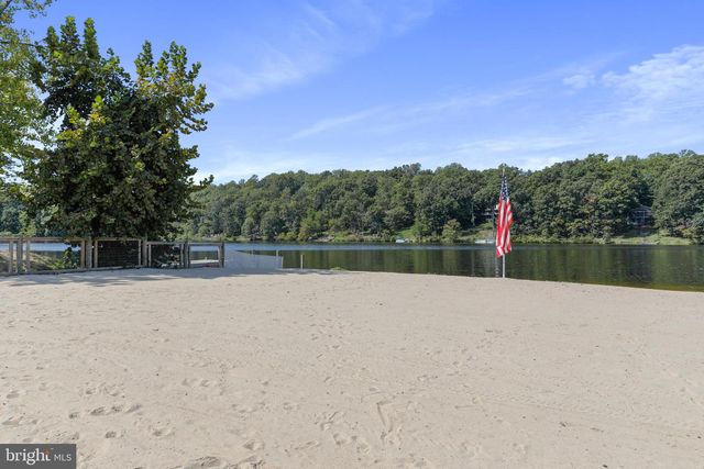 462 WILD ROSE LN, Harpers Ferry, WV 25425