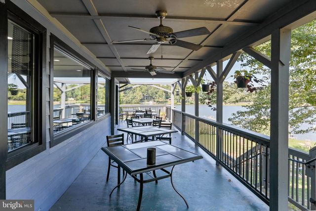 462 WILD ROSE LN, Harpers Ferry, WV 25425