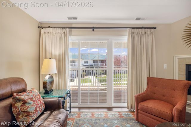 14350 Moravian Manor Circle 36, Sterling Heights, MI 48312