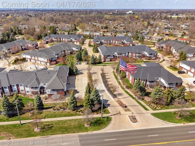 14350 Moravian Manor Circle 36, Sterling Heights, MI 48312