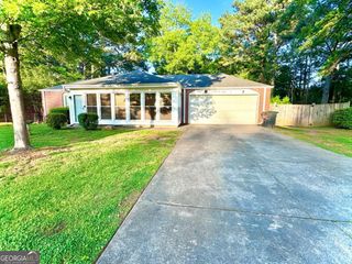 4754 WINTHROP Drive, Atlanta, GA 30337