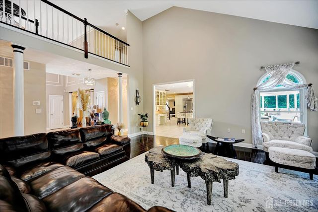 3 Greenwich Court, South Brunswick, NJ 08902