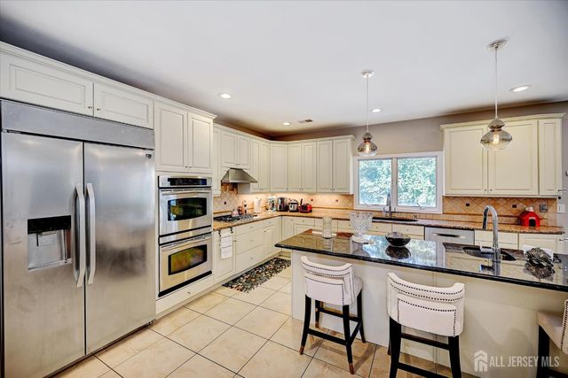 3 Greenwich Court, South Brunswick, NJ 08902