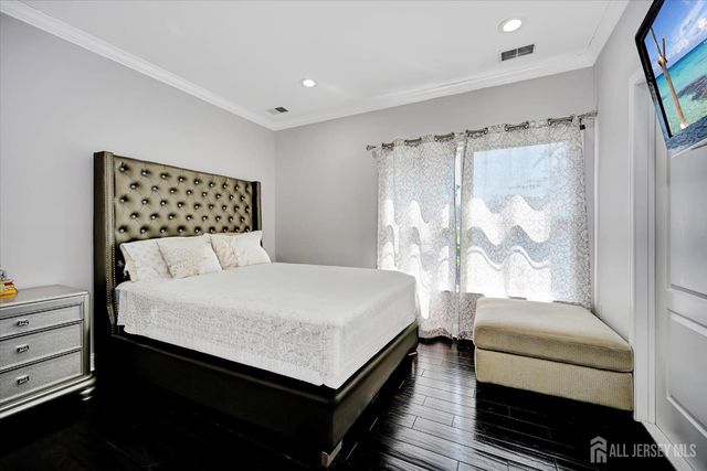 3 Greenwich Court, South Brunswick, NJ 08902