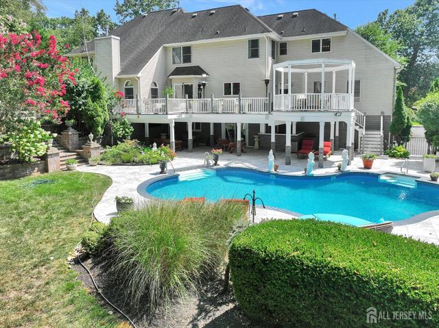 3 Greenwich Court, South Brunswick, NJ 08902