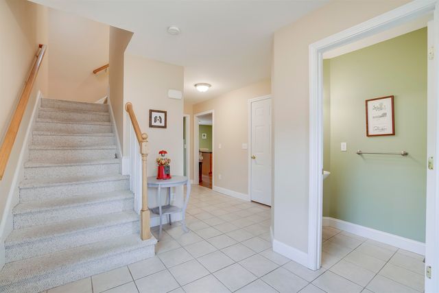 31 Rosanna Drive, Dover, NH 03820