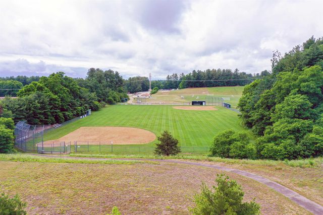 31 Rosanna Drive, Dover, NH 03820