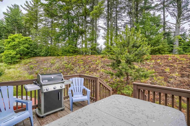 31 Rosanna Drive, Dover, NH 03820