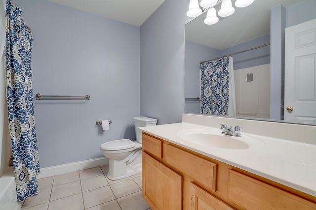 31 Rosanna Drive, Dover, NH 03820