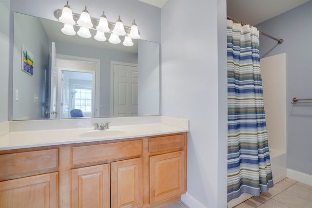 31 Rosanna Drive, Dover, NH 03820