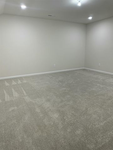 719 W Spaniel Drive, Ann Arbor, MI 48108