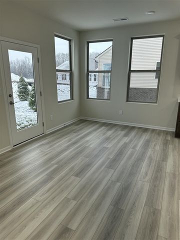 719 W Spaniel Drive, Ann Arbor, MI 48108