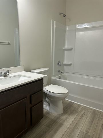 719 W Spaniel Drive, Ann Arbor, MI 48108