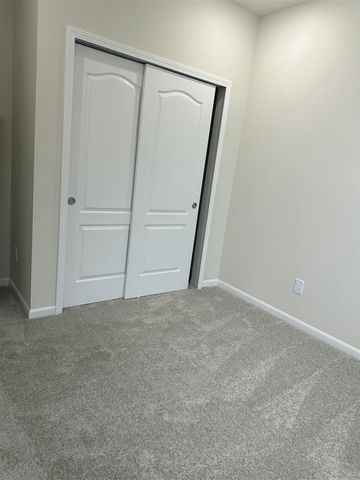 719 W Spaniel Drive, Ann Arbor, MI 48108
