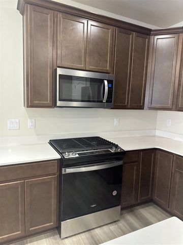 719 W Spaniel Drive, Ann Arbor, MI 48108