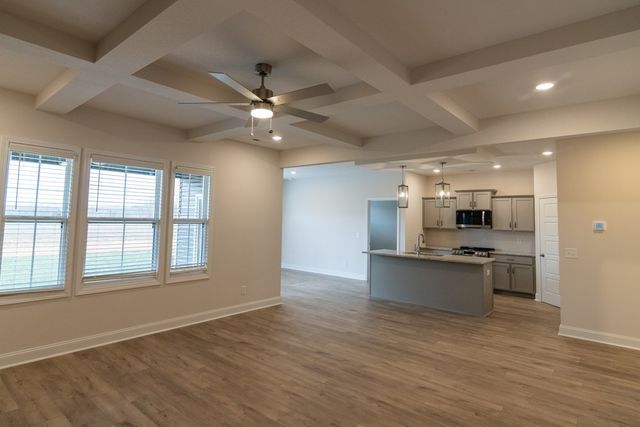 1584 Hidden Creek Trail, Clarksville, TN 37043