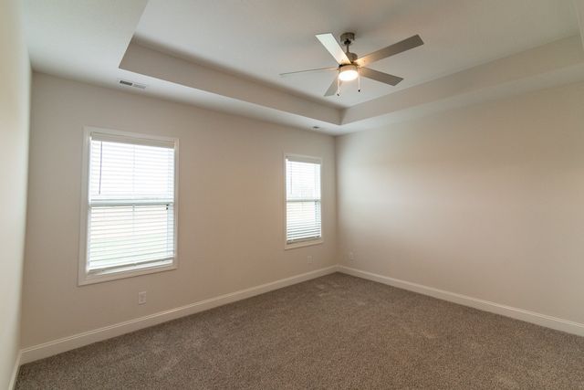 1584 Hidden Creek Trail, Clarksville, TN 37043