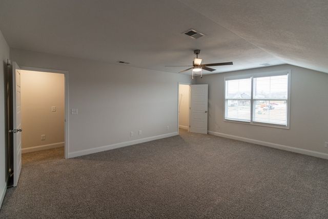 1584 Hidden Creek Trail, Clarksville, TN 37043